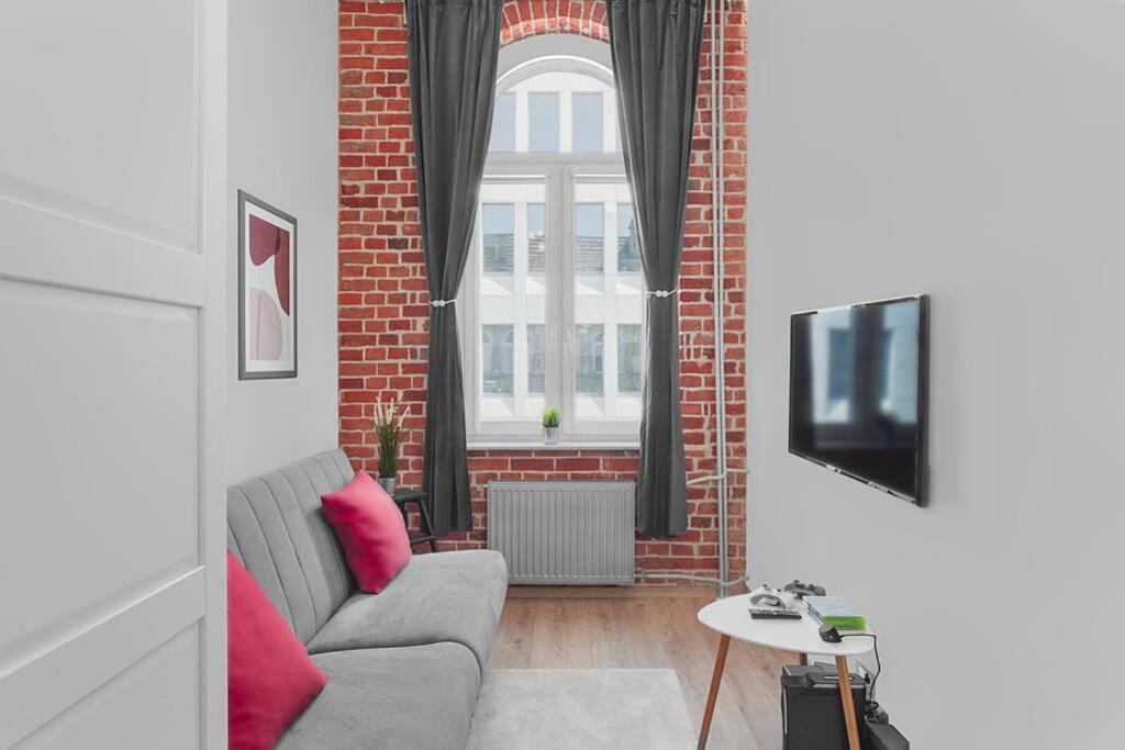 Roulette Apartment